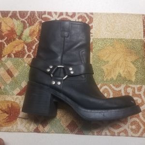 Sandra- No Boundaries - High Heel Boots - 8 1/2 W